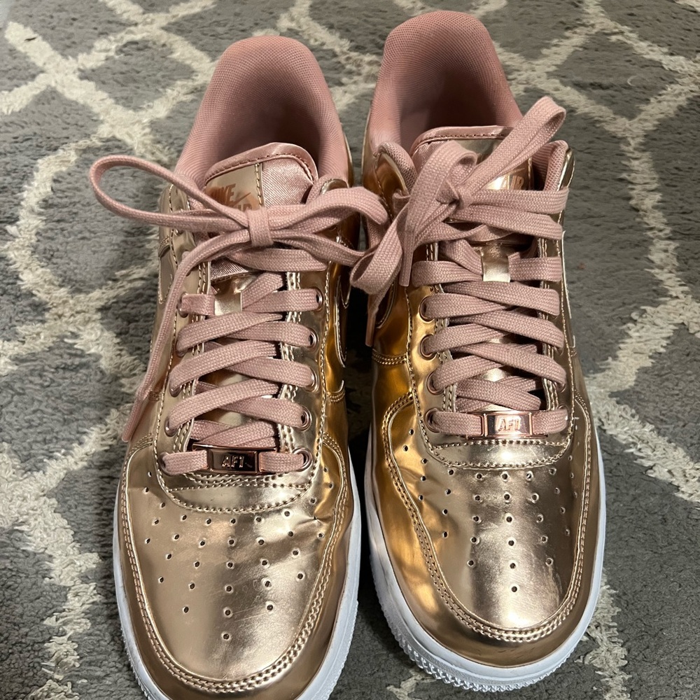 Nike Air Max Rose Gold